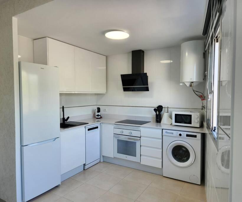Apartamento En Les Alqueries Con Aire Acondicionado Alquerias Del Nino Perdido Ngoại thất bức ảnh
